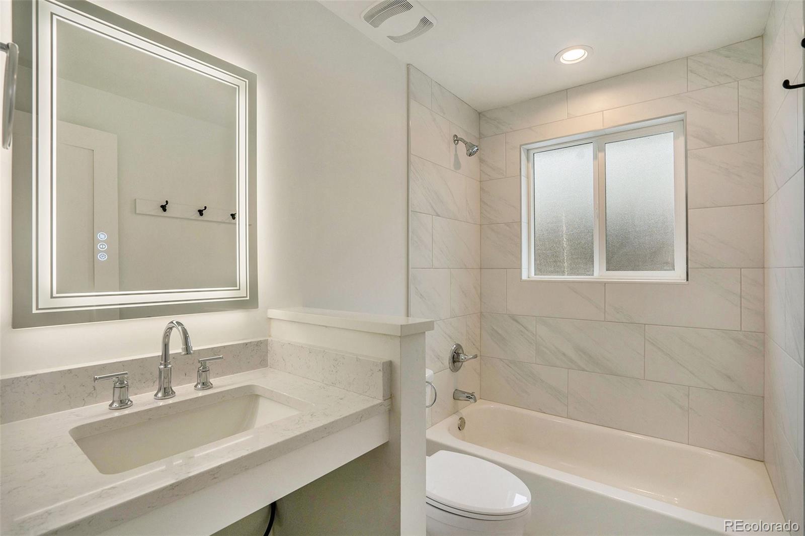 2041 Jay Street Edgewater, CO 80214 - Photo 9 of 21