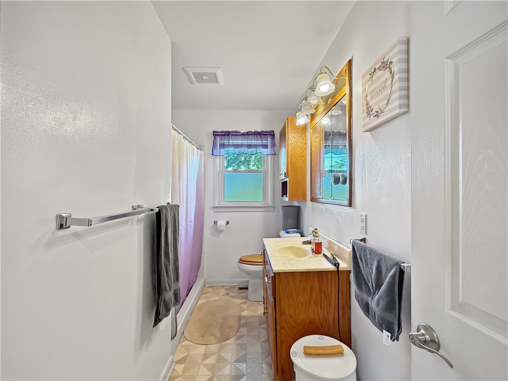 2960 Lakeland Road Decatur, IL 62521 - Photo 20 of 26 Gallery Image 20