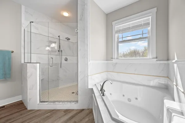 $925,000 | 1420 West Crossing Drive, Forest, VA 24551