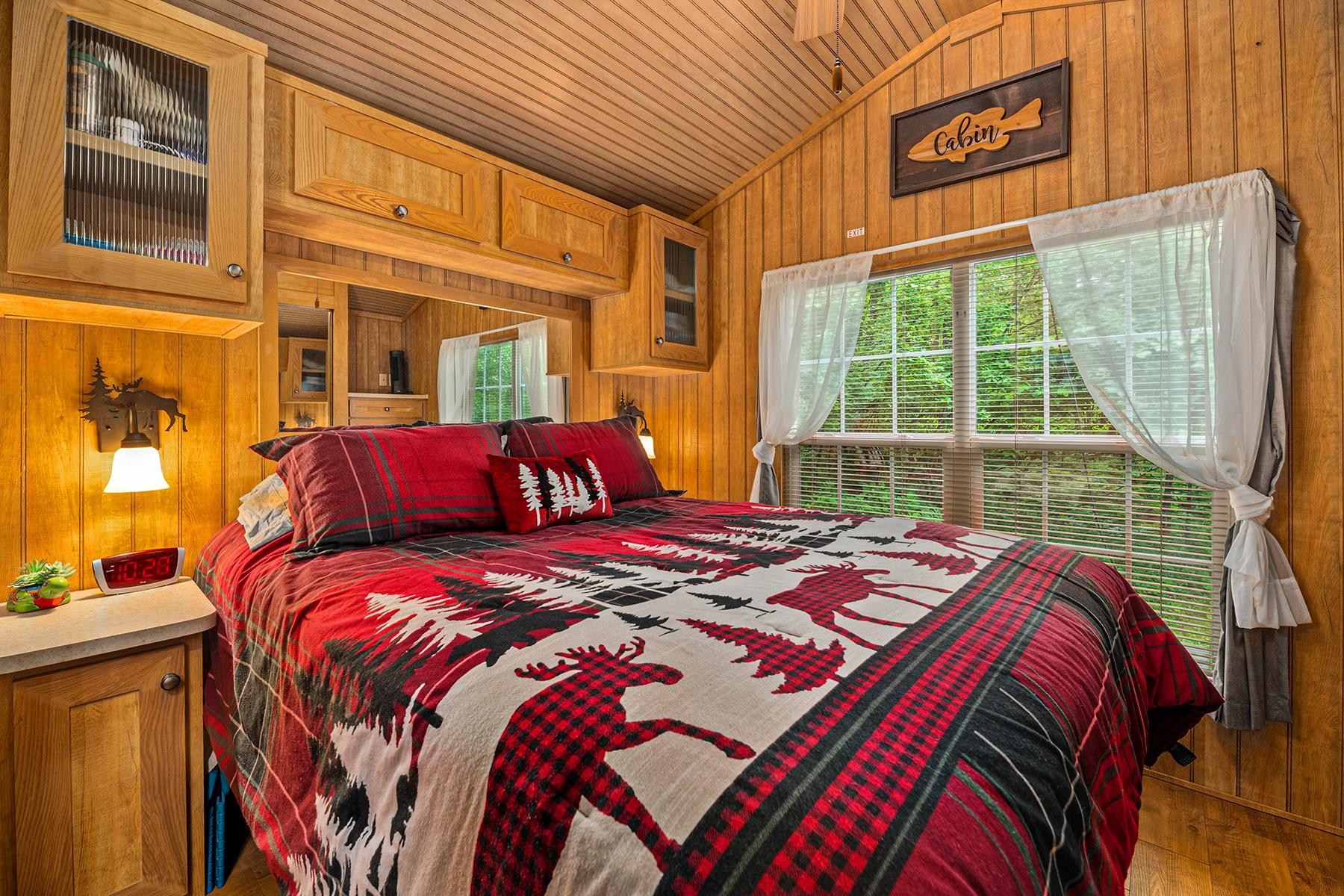 2816 East Lake George Road Rhinelander, WI 54501 - Photo 14 of 24 Gallery Image 14
