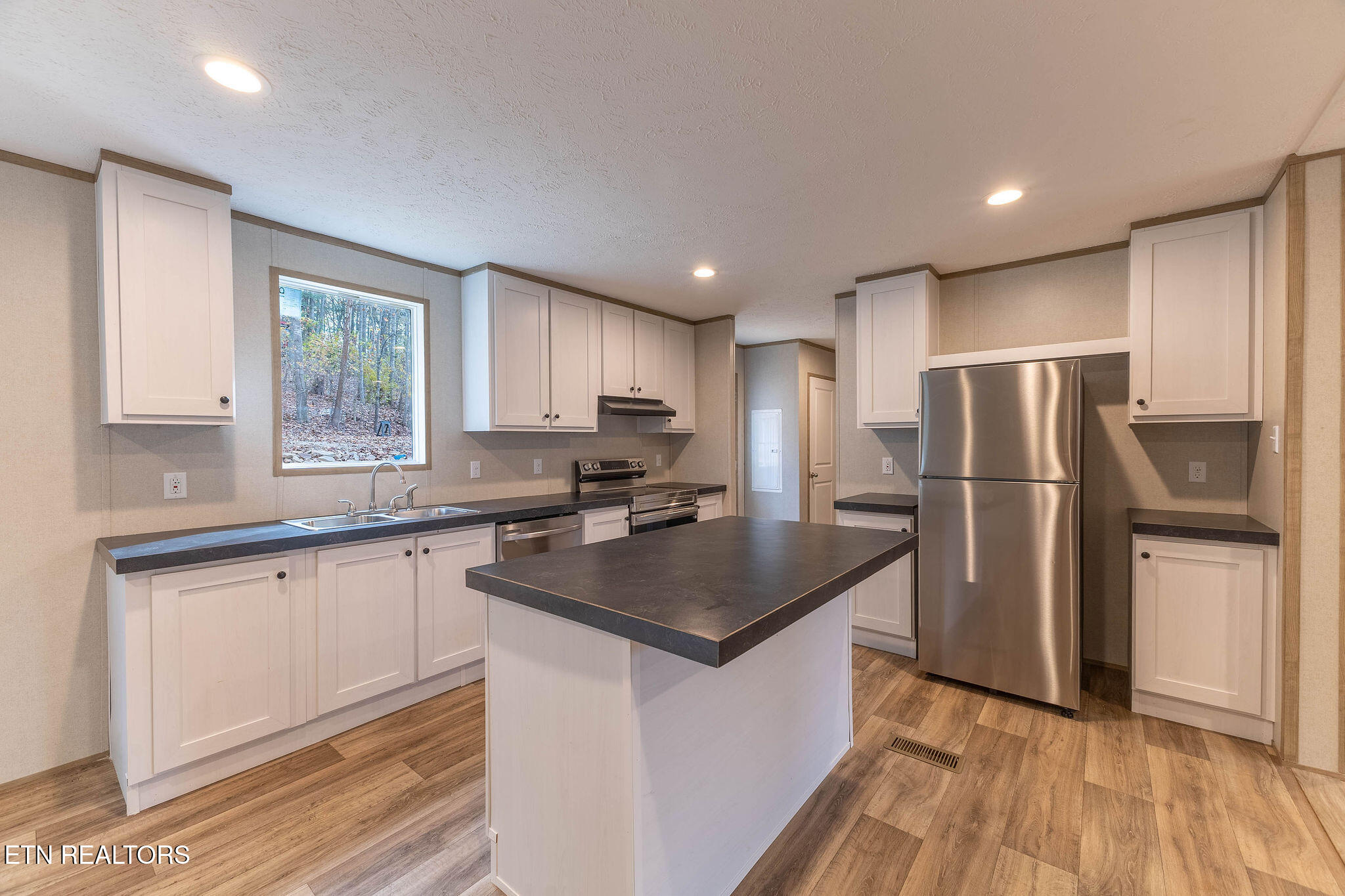 509 Lakewood Road Kingston, TN 37763 - Photo 15 of 50 IMG_9179-HDR