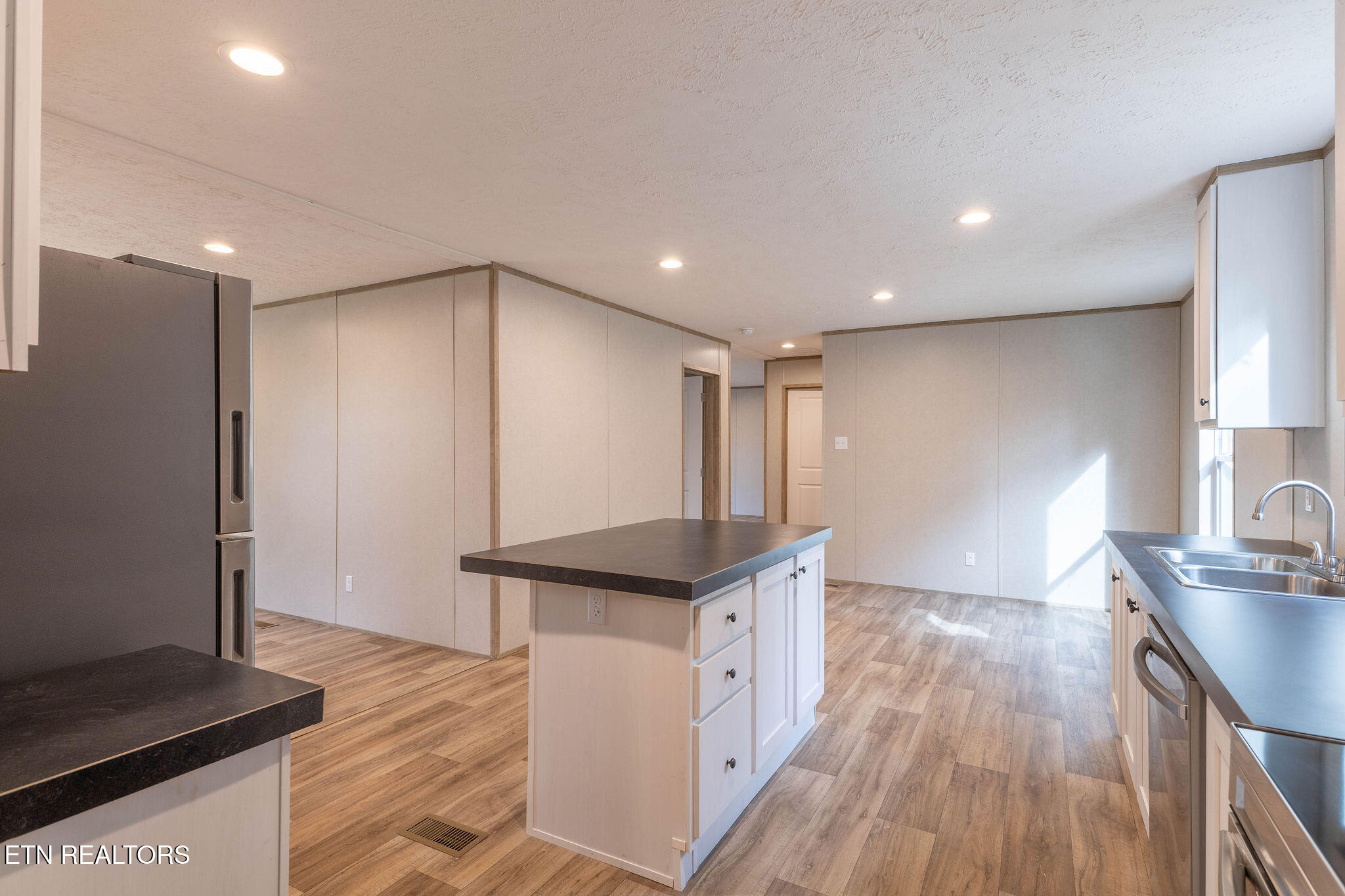 509 Lakewood Road Kingston, TN 37763 - Photo 18 of 50 IMG_9200-HDR