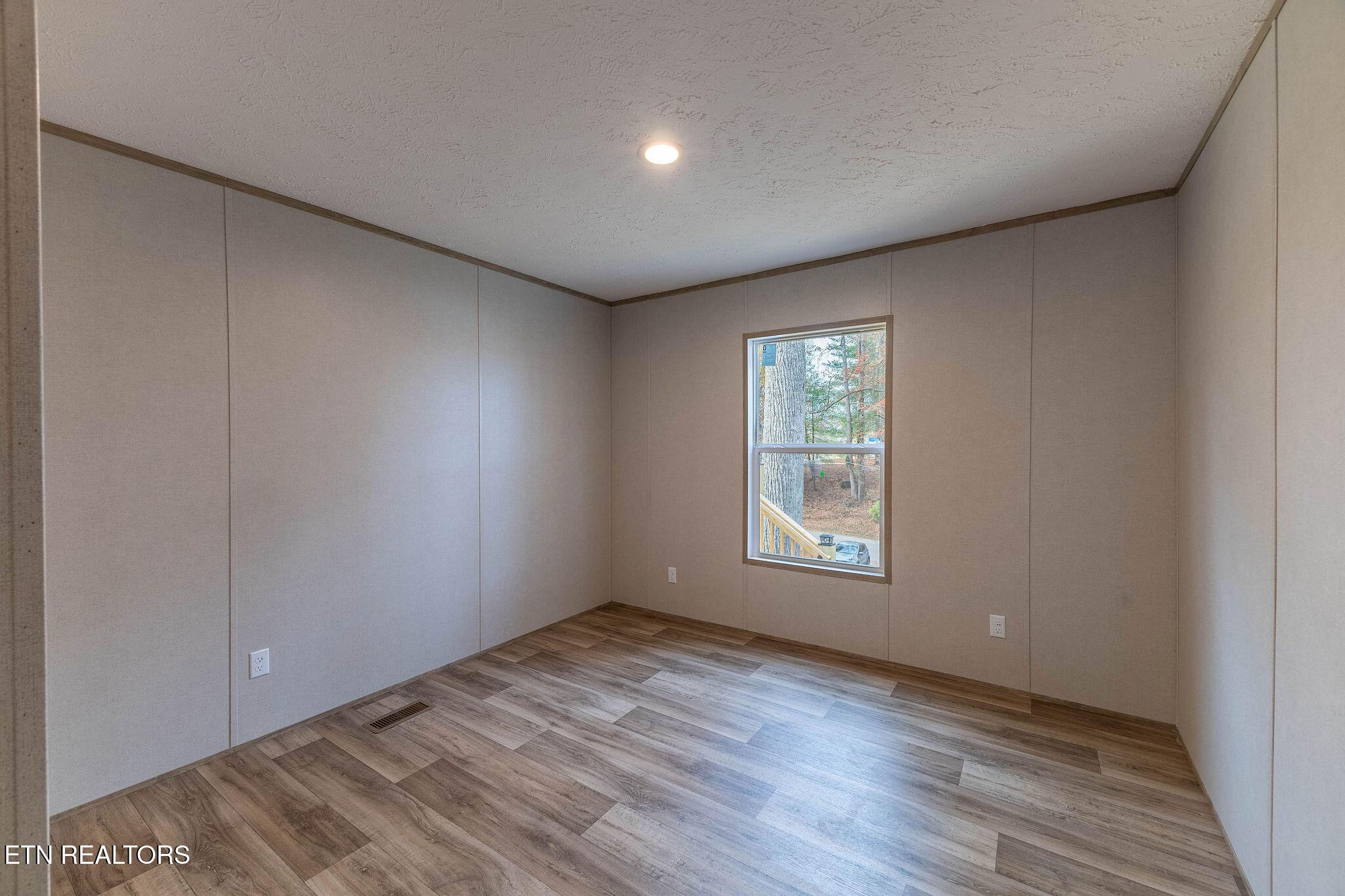 509 Lakewood Road Kingston, TN 37763 - Photo 27 of 50 IMG_9254-HDR