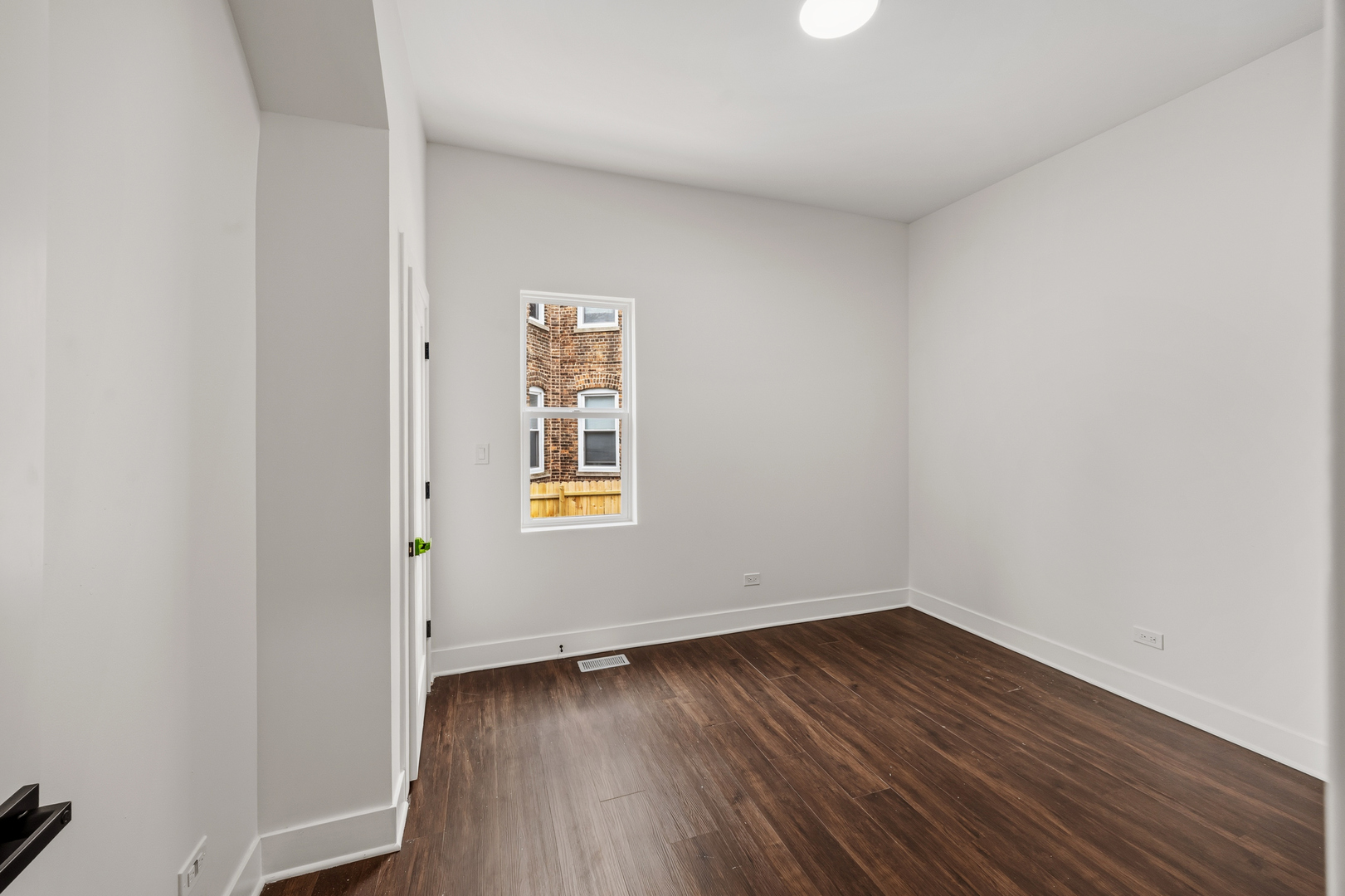 708 East 90th Street Chicago, IL 60619 - Photo 14 of 47