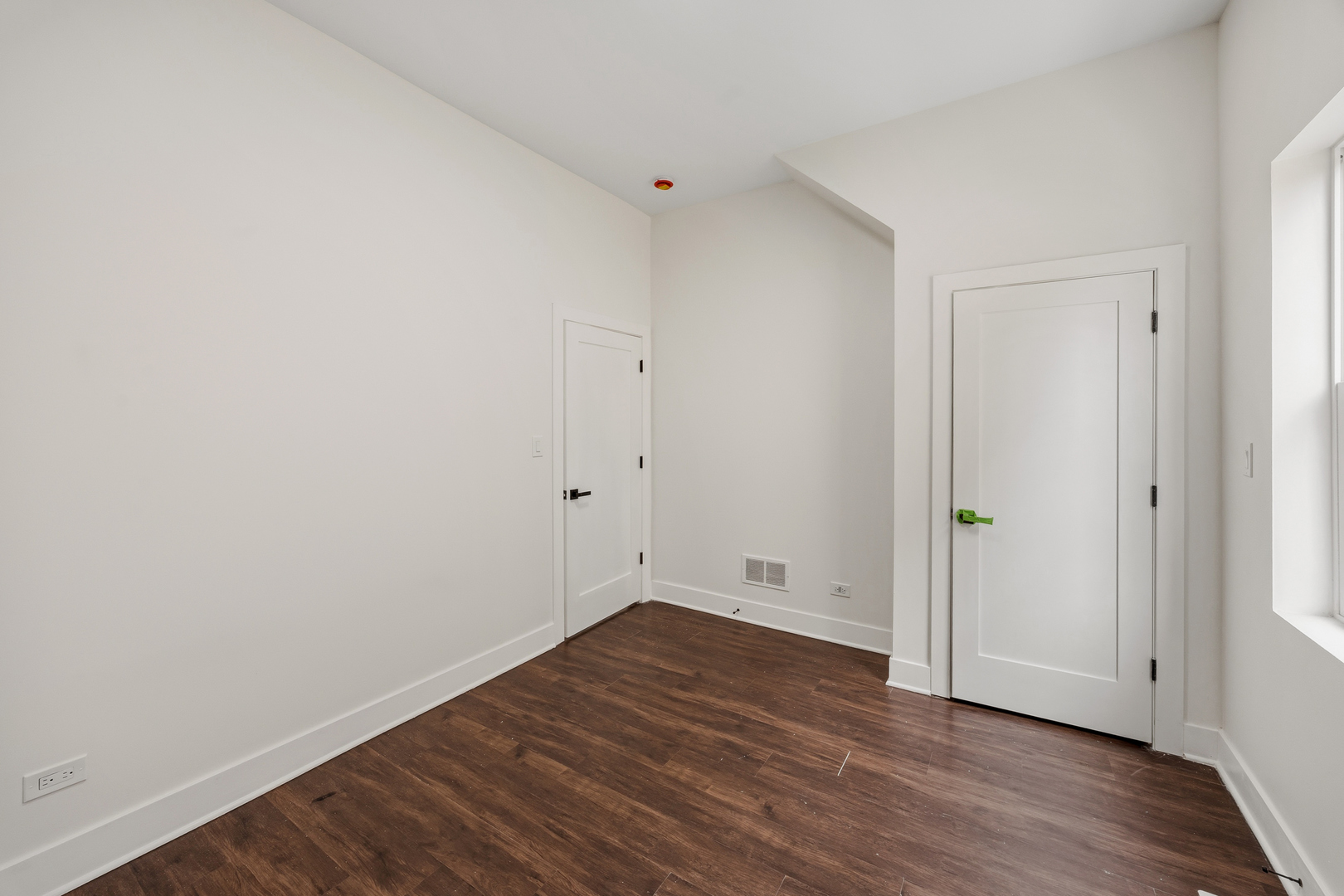 708 East 90th Street Chicago, IL 60619 - Photo 15 of 47