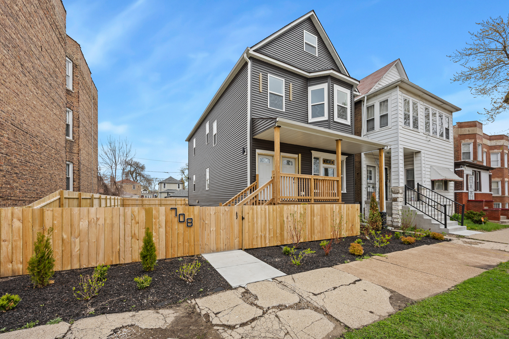 708 East 90th Street Chicago, IL 60619 - Photo 3 of 47