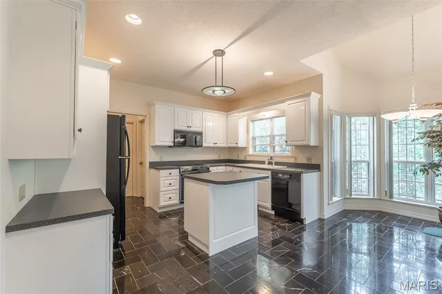 $485,000 | 2566 Stone Ridge Drive, Poplar Bluff, MO 63901