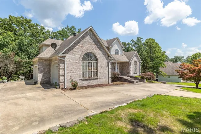 $485,000 | 2566 Stone Ridge Drive, Poplar Bluff, MO 63901