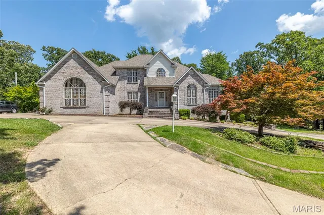 $485,000 | 2566 Stone Ridge Drive, Poplar Bluff, MO 63901
