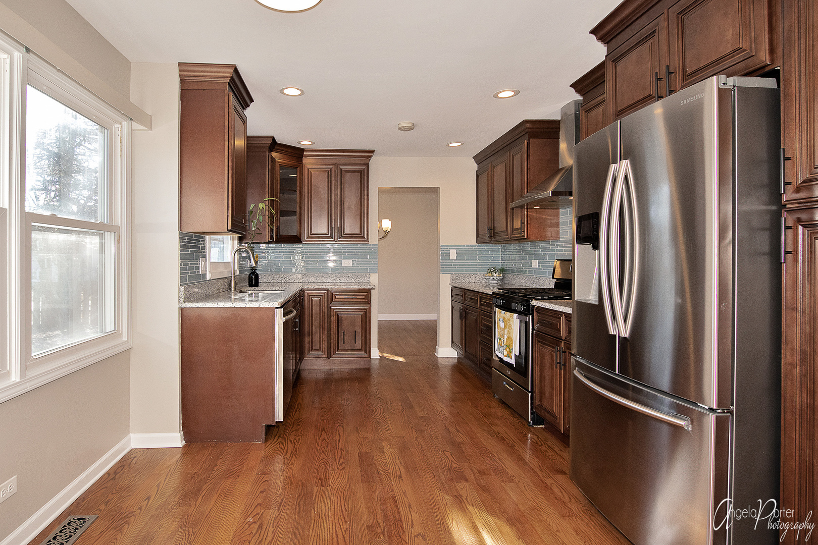 1239 Devonshire Road Buffalo Grove, IL 60089 - Photo 11 of 28