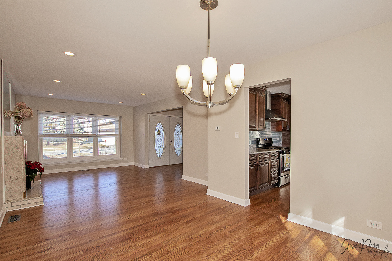 1239 Devonshire Road Buffalo Grove, IL 60089 - Photo 6 of 28