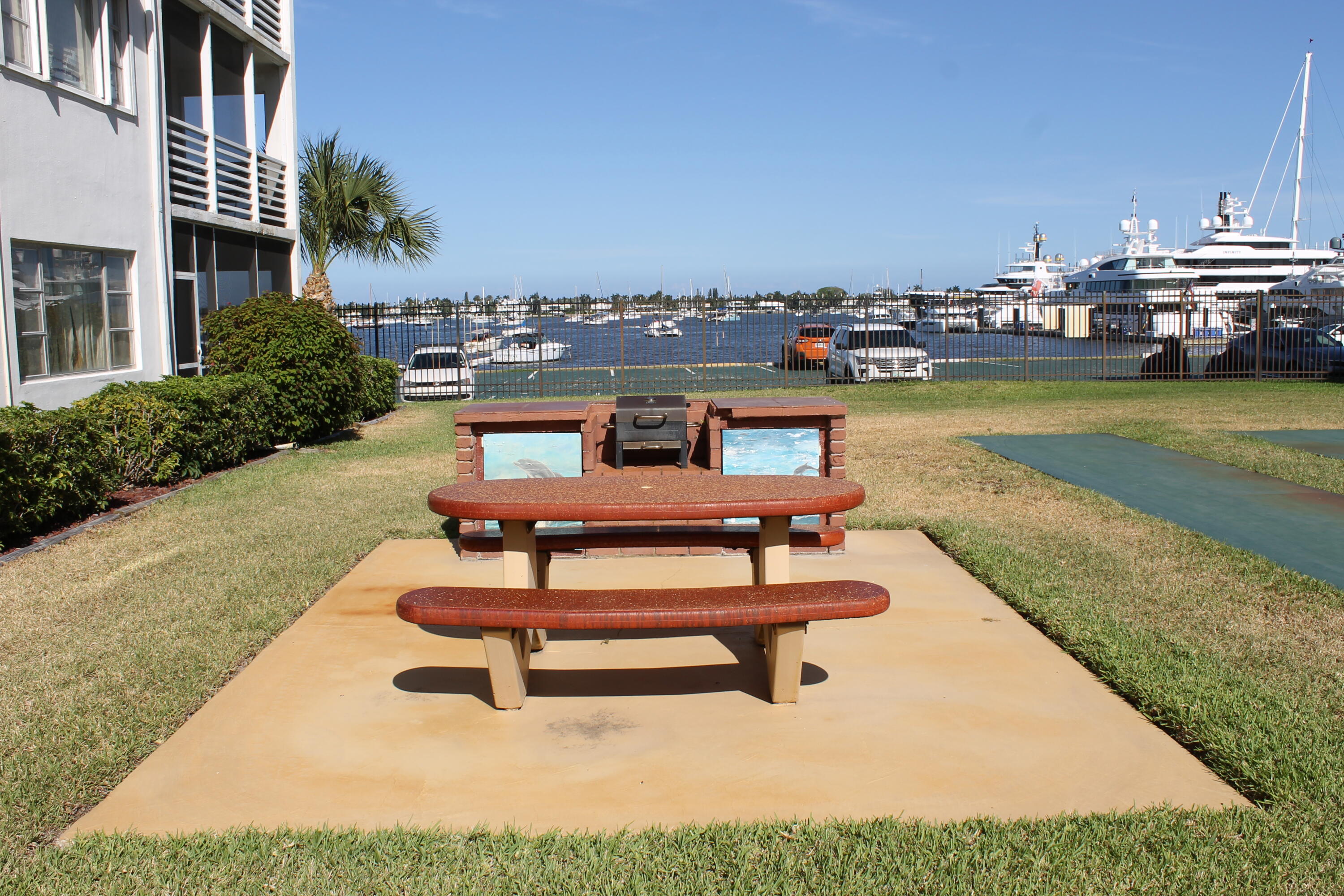 4500 North Flagler Drive, Unit A16 West Palm Beach, FL 33407 - Photo 32 of 39 2023-04-07 18.11.47