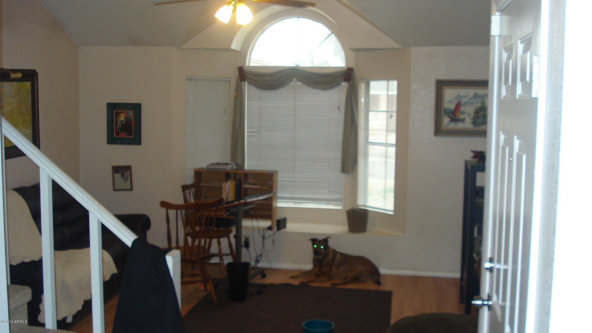 4173 East Pecan Road Phoenix, AZ 85040 - Photo 7 of 24 DSC02275