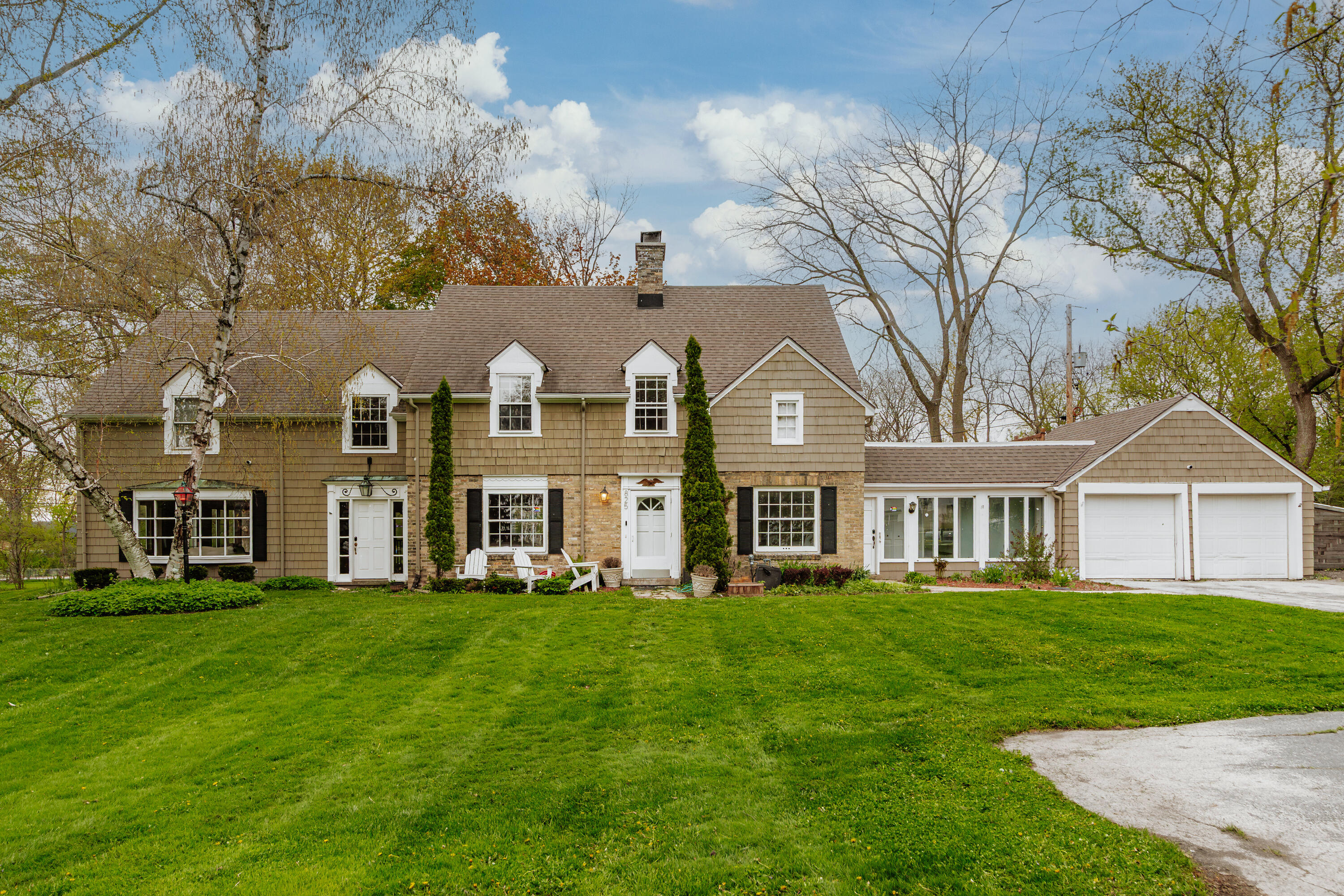 825 Lone Tree Rd-1
