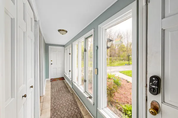 $800,000 | 825 Lone Tree Road, Elm Grove, WI 53122