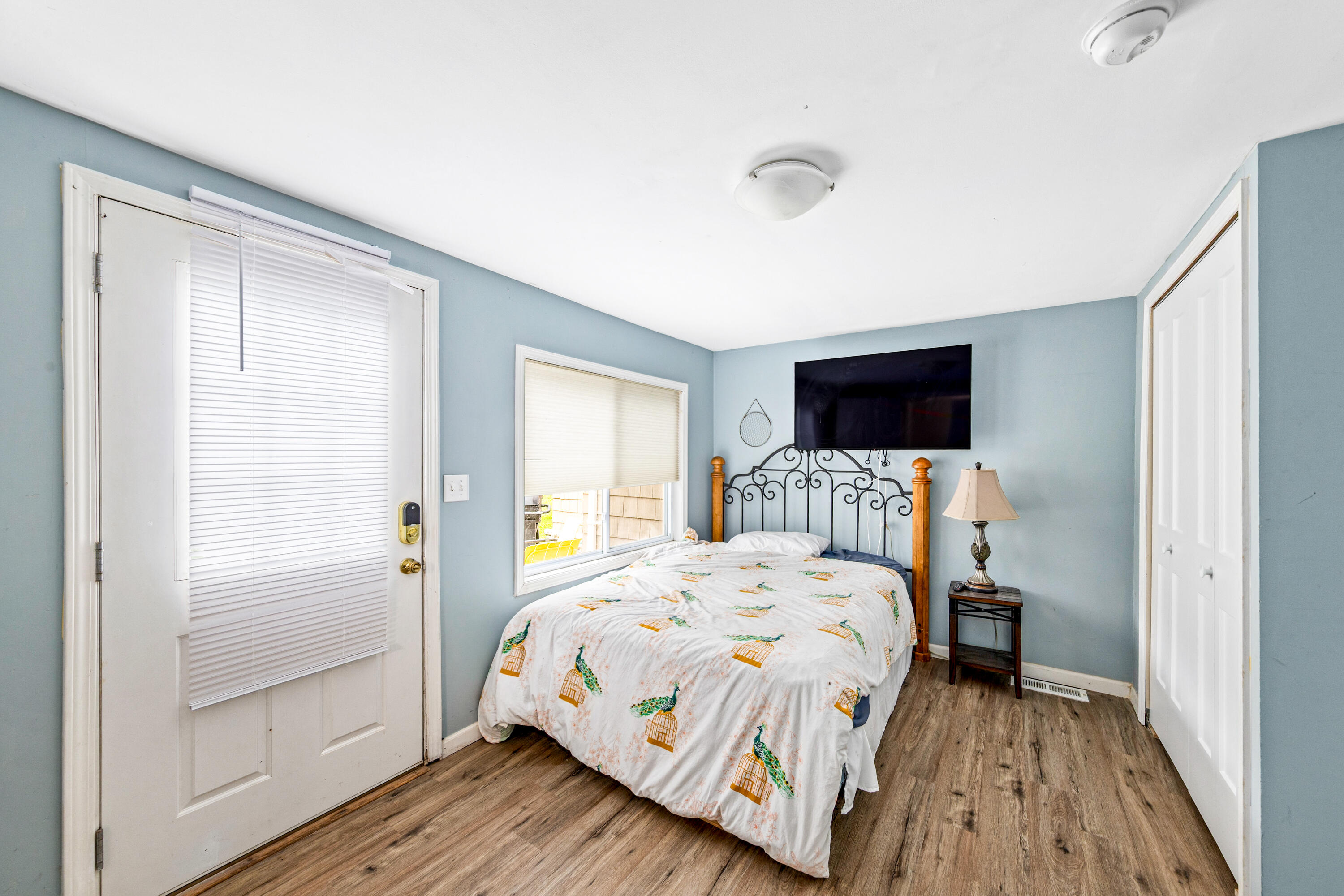 825 Lone Tree Road Elm Grove, WI 53122 - Photo 20 of 37 Main Floor Bedroom