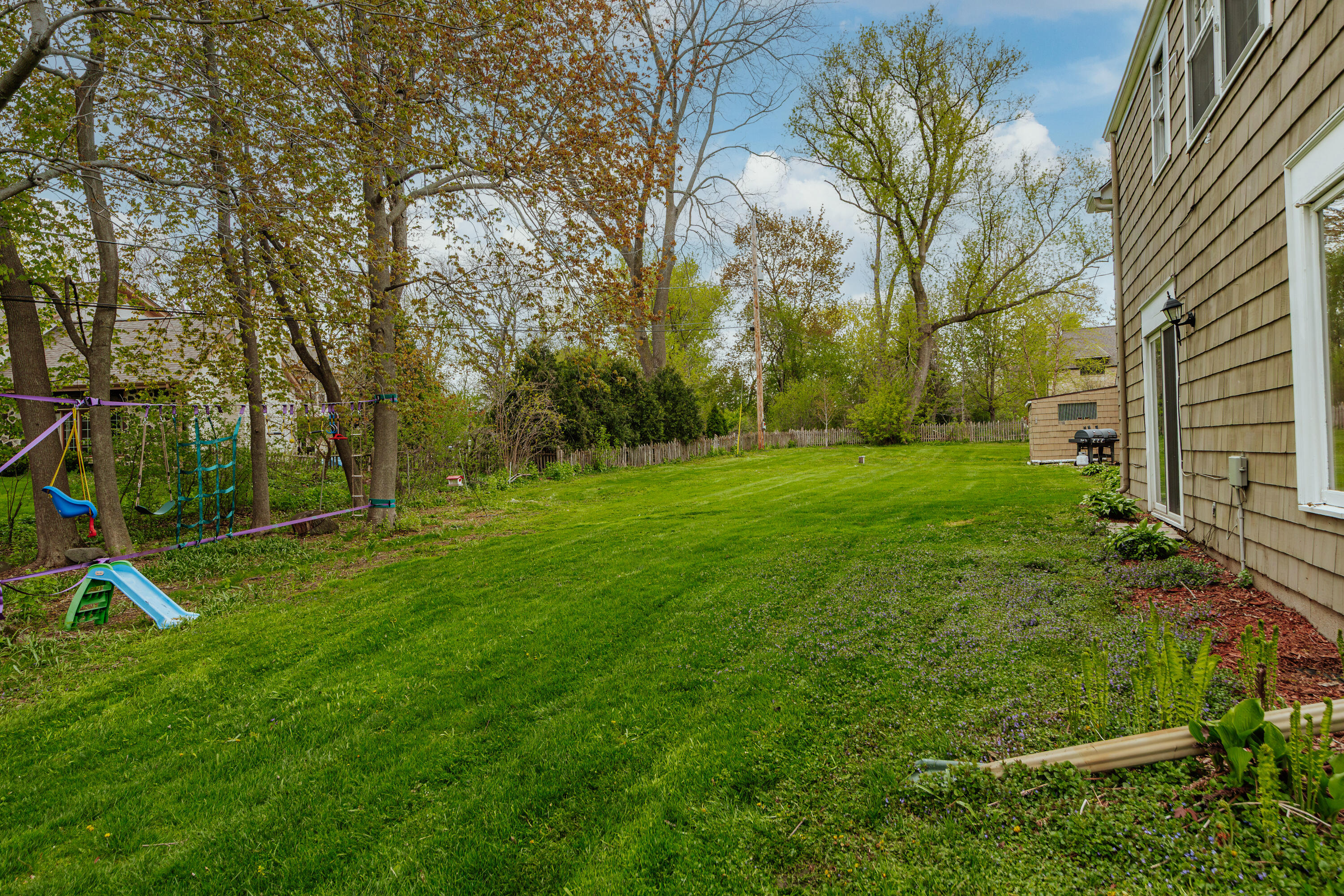 825 Lone Tree Road Elm Grove, WI 53122 - Photo 35 of 37 825 Lone Tree Rd-44
