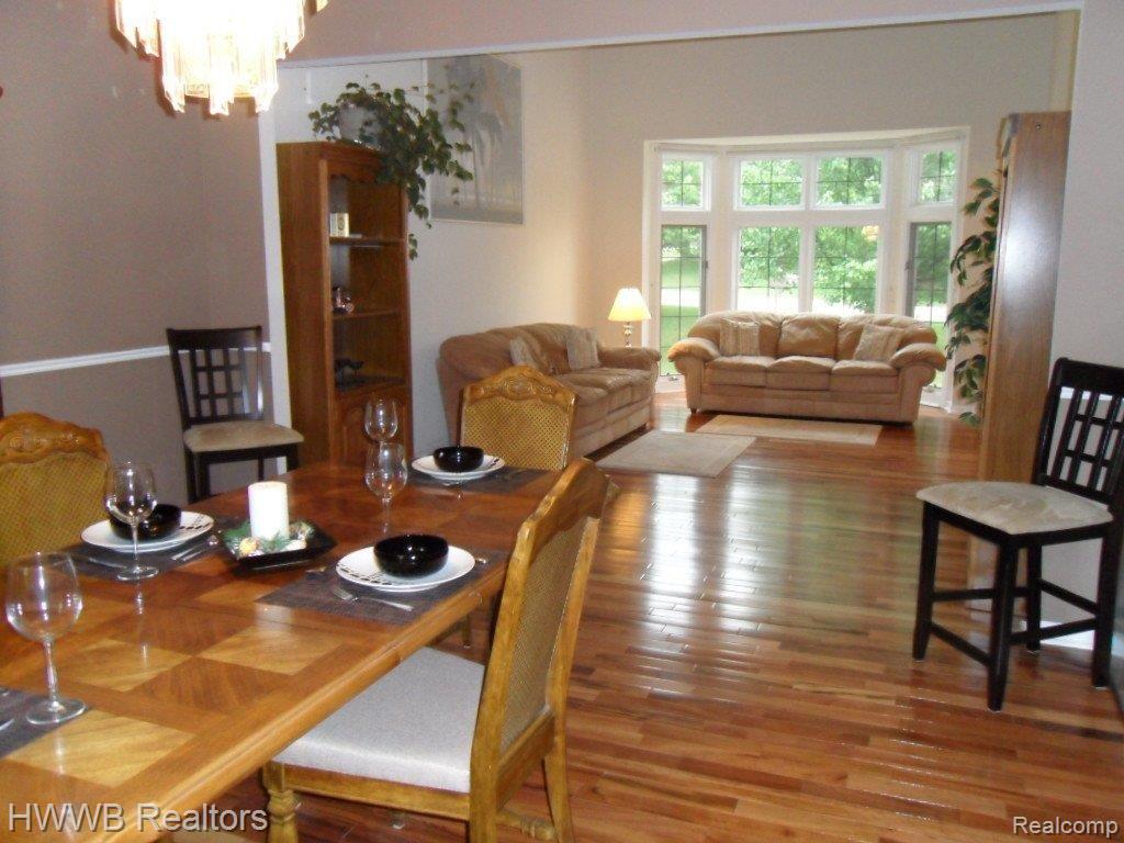 1745 Apple Ridge Court Rochester, MI 48306 - Photo 5 of 25 05-Dining-LV RM