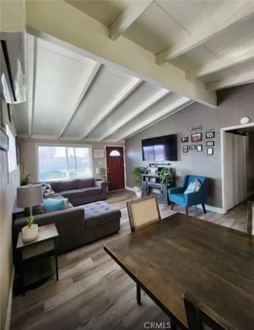 $515,000 | 833 North Lilac Avenue, Rialto, CA 92376