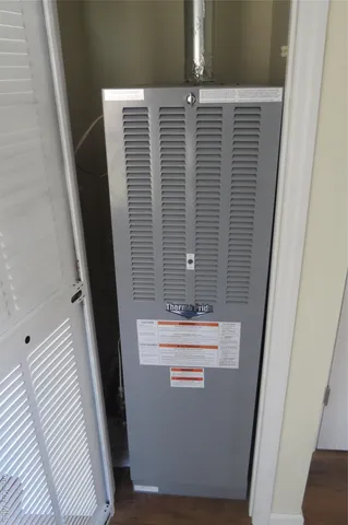 a view of walk in closet