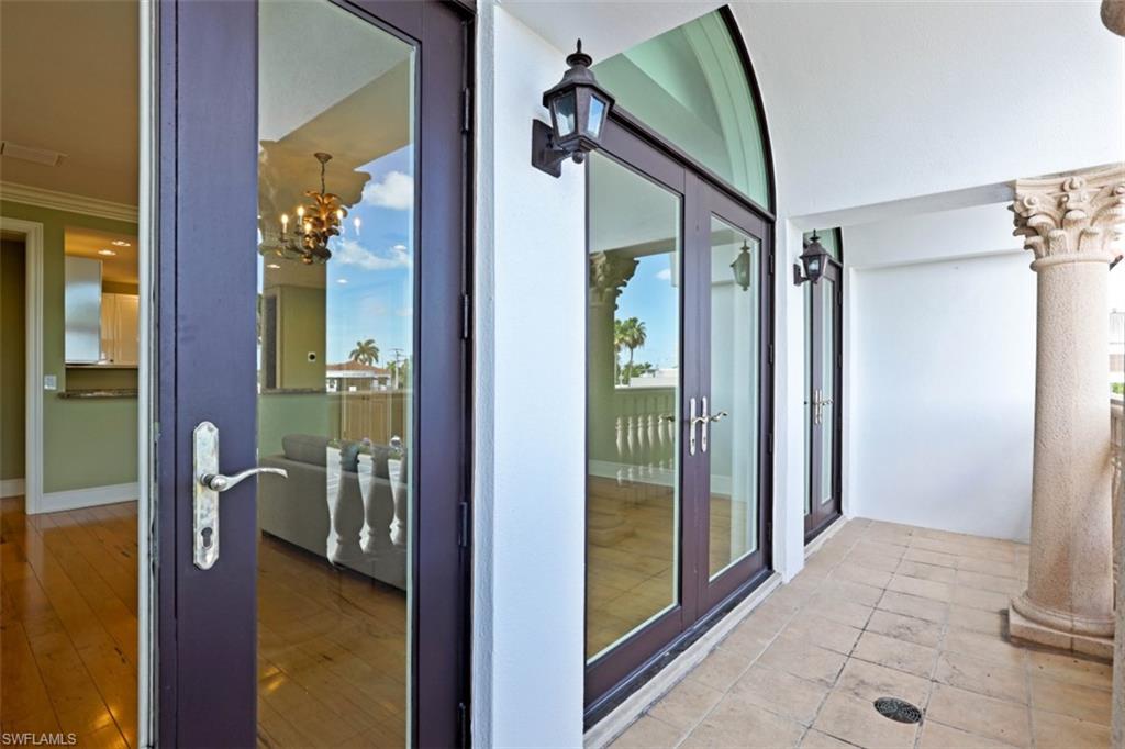 900 5th Avenue South, Unit 301 Naples, FL 34102 - Photo 15 of 17