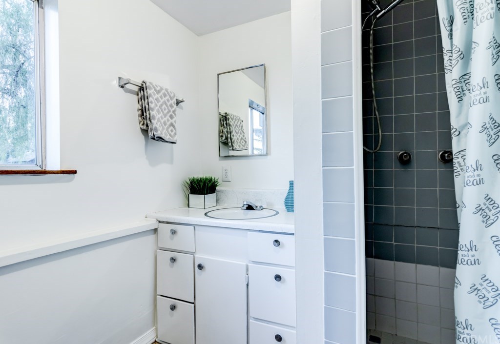 17051 Mockingbird Canyon Road Riverside, CA 92504 - Photo 43 of 75