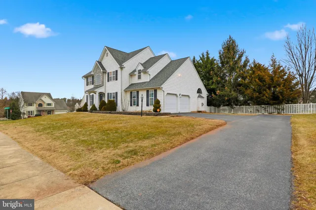 $439,900 | 2197 Bentley Lane, York, PA 17404