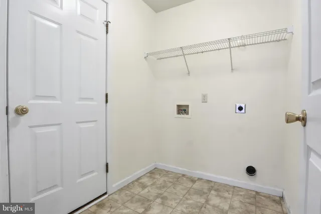 $439,900 | 2197 Bentley Lane, York, PA 17404