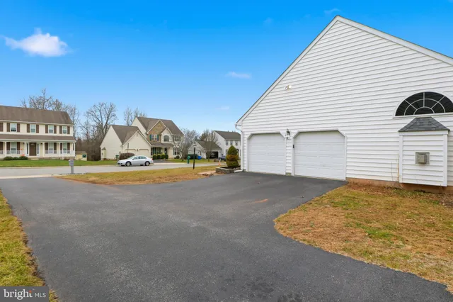 $439,900 | 2197 Bentley Lane, York, PA 17404