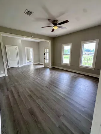 $1,500 | 217 Maryland Street, Boling, TX 77420