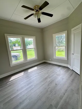 $1,500 | 217 Maryland Street, Boling, TX 77420