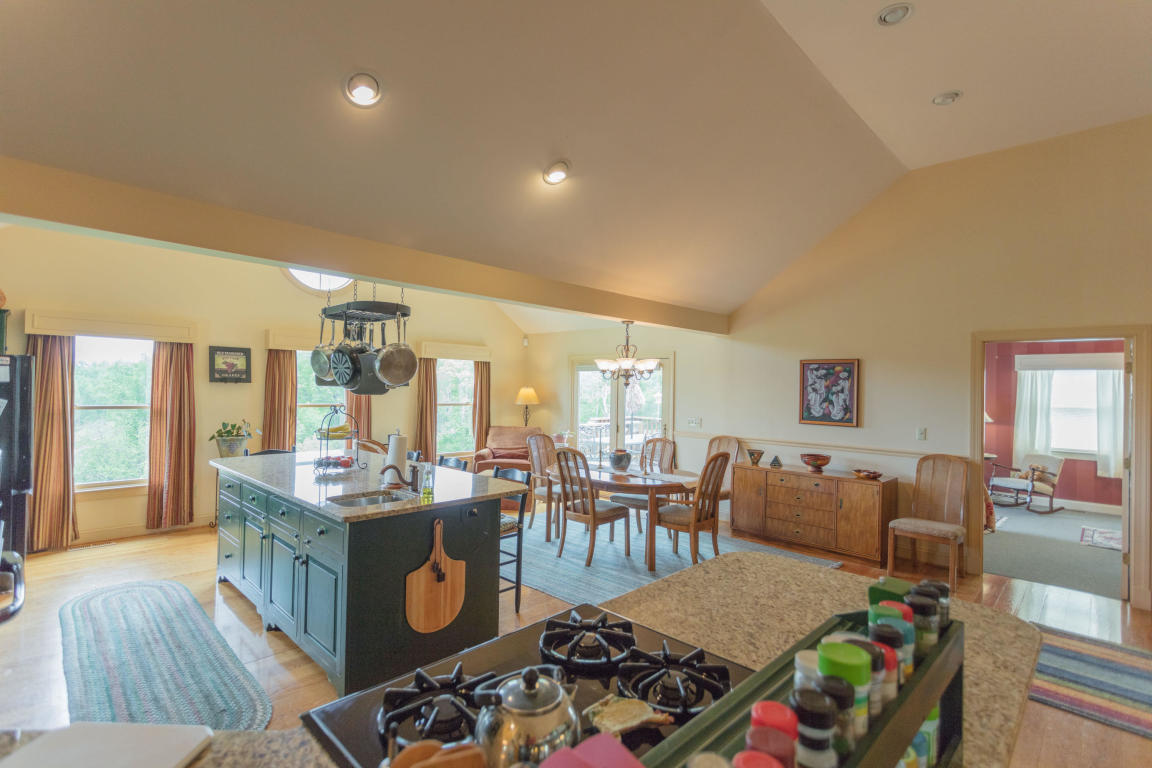 646 Padgetts Hill Road Natural Bridge, VA 24578 - Photo 22 of 88 22