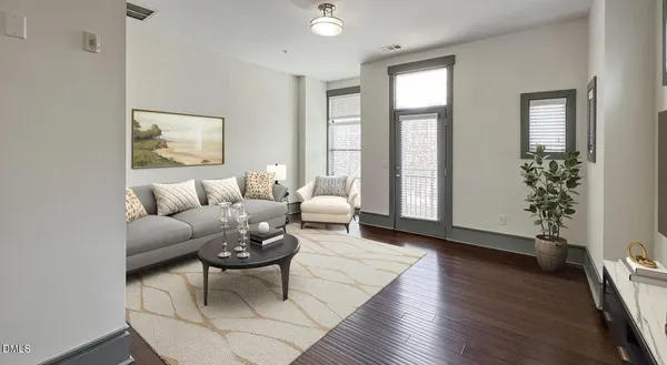 $2,067 | 200 Perkins Drive, Unit TH1, Chapel Hill, NC 27514