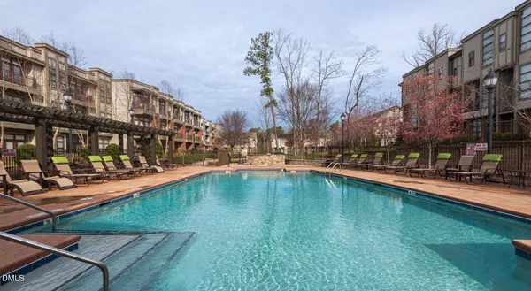 $2,067 | 200 Perkins Drive, Unit TH1, Chapel Hill, NC 27514