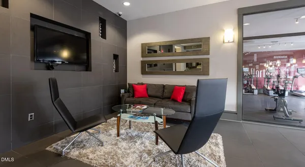$2,067 | 200 Perkins Drive, Unit TH1, Chapel Hill, NC 27514