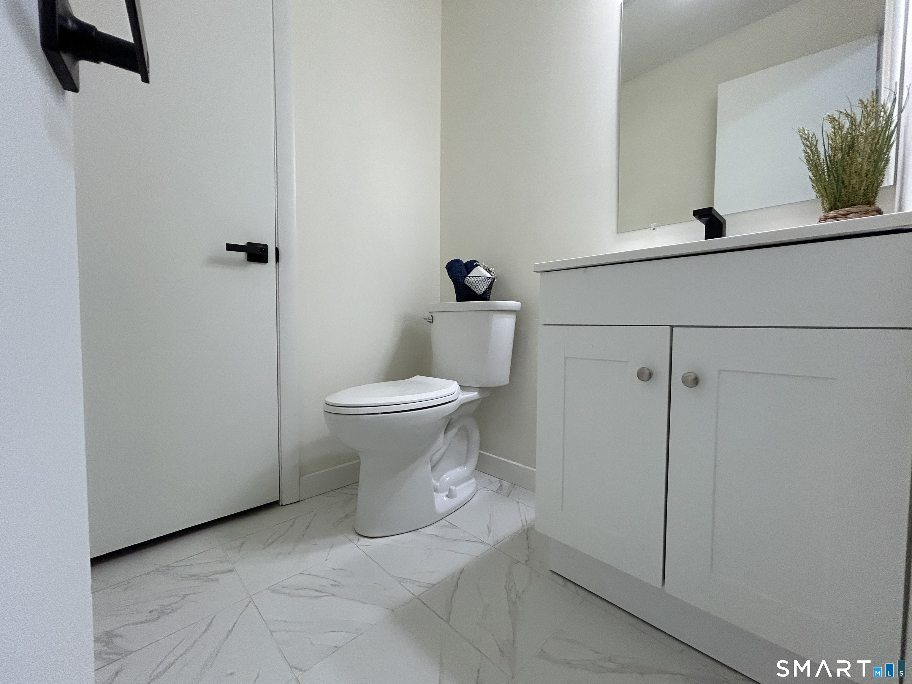 38 Sutton Place, Unit 38 Bloomfield, CT 06002 - Photo 34 of 39