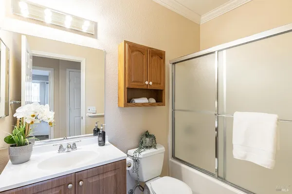 $539,500 | 274 Red Mountain Drive, Cloverdale, CA 95425