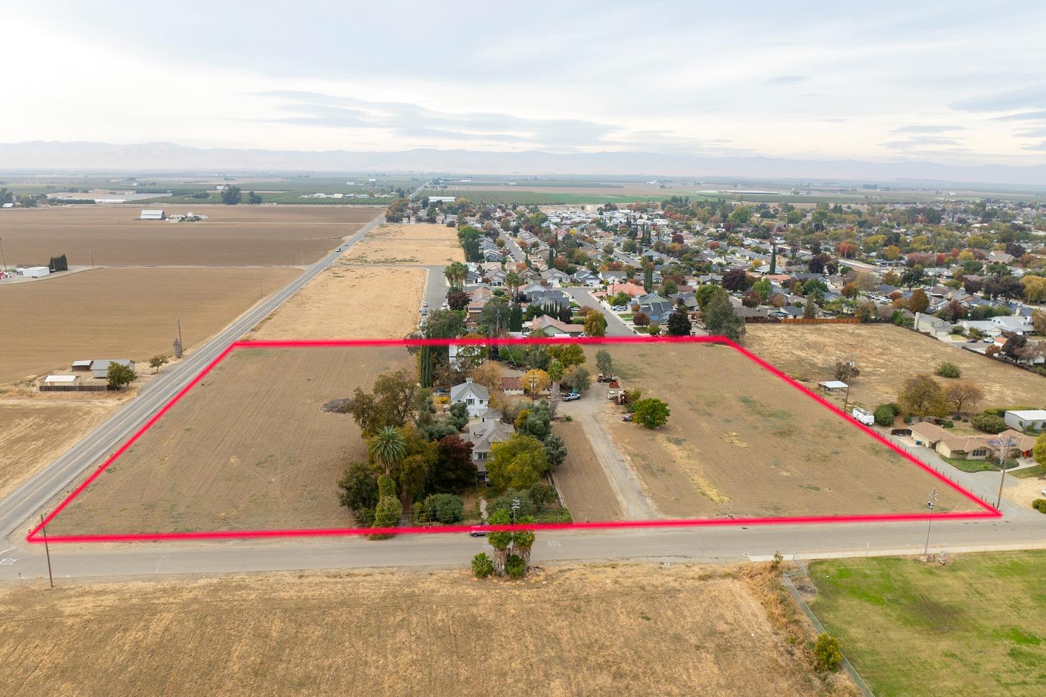 2939 Grove Avenue Gustine, CA 95322 - Photo 4 of 9