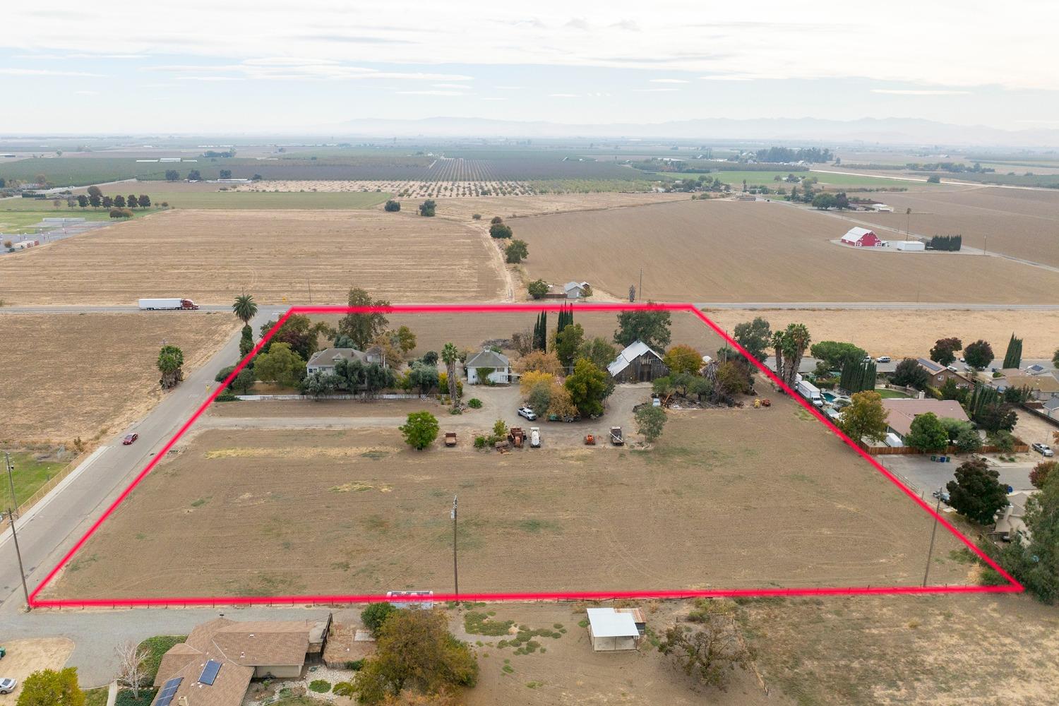 2939 Grove Avenue Gustine, CA 95322 - Photo 6 of 9 a view of lake