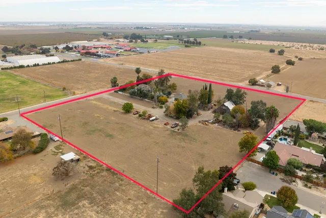 $965,000 | 2939 Grove Avenue, Gustine, CA 95322