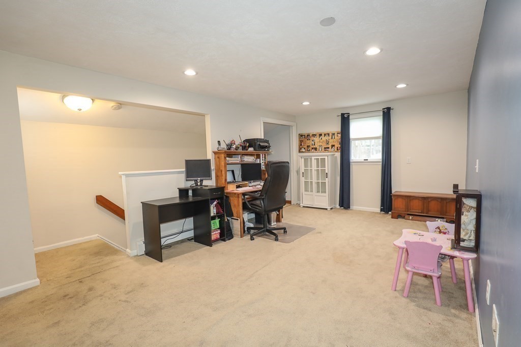 30 Dexter Avenue Dracut, MA 01826 - Photo 16 of 30