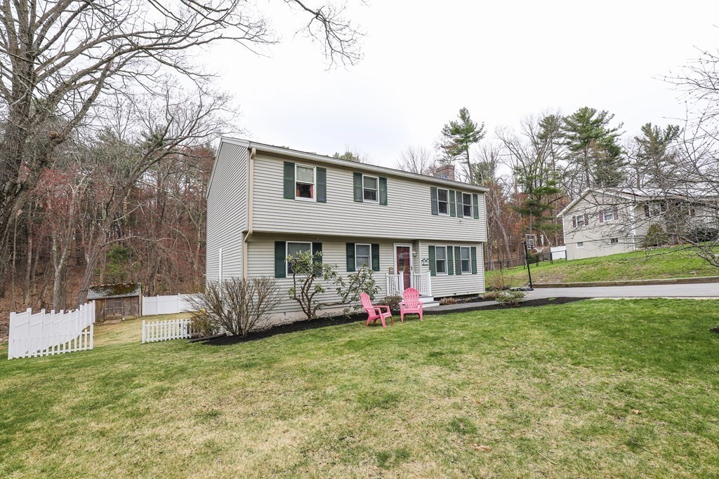 30 Dexter Avenue Dracut, MA 01826 - Photo 2 of 30