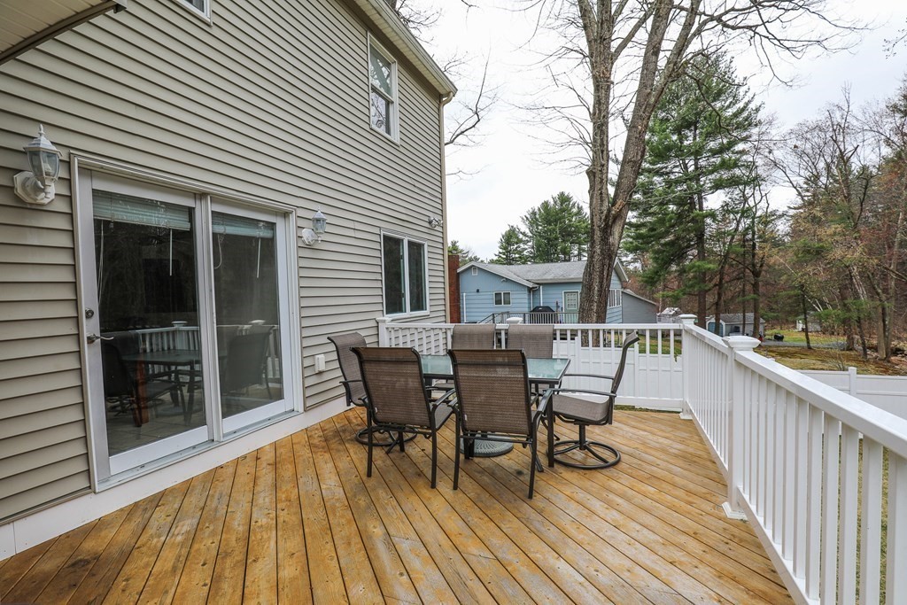 30 Dexter Avenue Dracut, MA 01826 - Photo 7 of 30