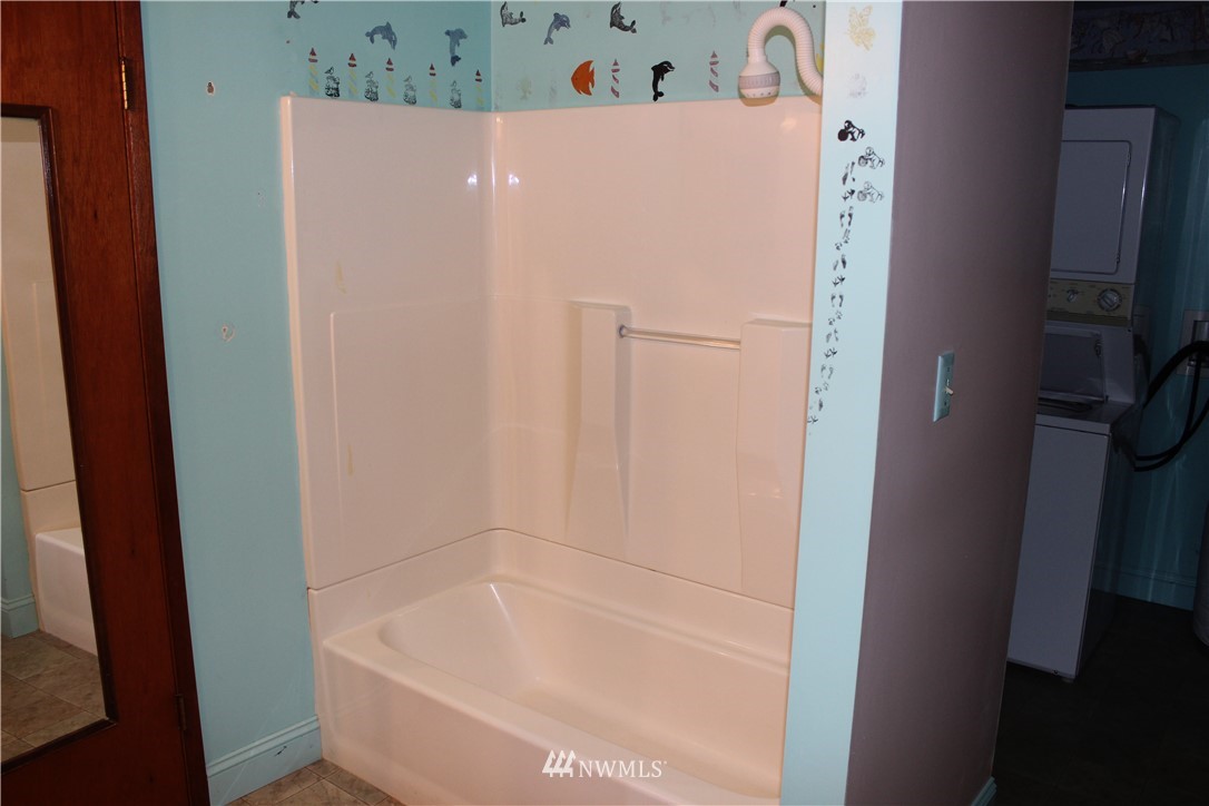 17015 Colony Road Bow, WA 98232 - Photo 16 of 22 Gallery Image 16
