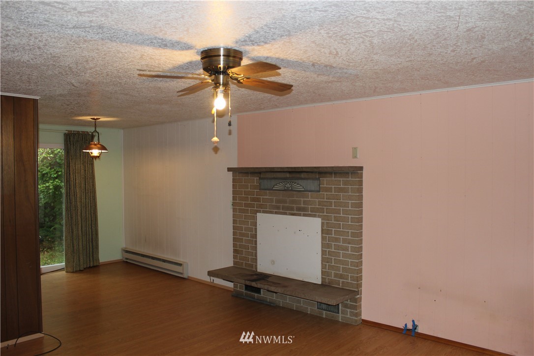 17015 Colony Road Bow, WA 98232 - Photo 6 of 22 Gallery Image 6