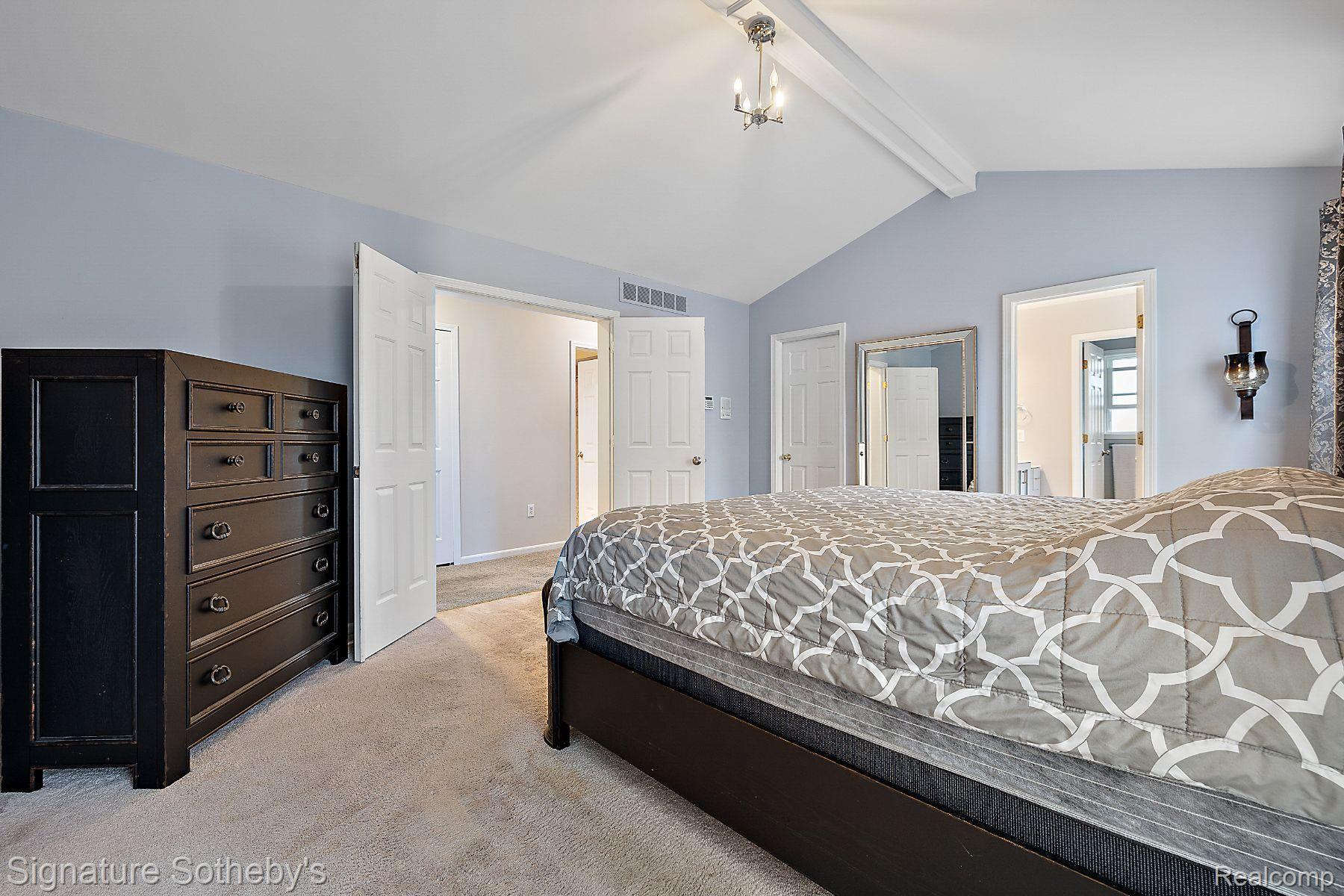 979 Dakota Court Rochester, MI 48307 - Photo 28 of 48 Gallery Image 28