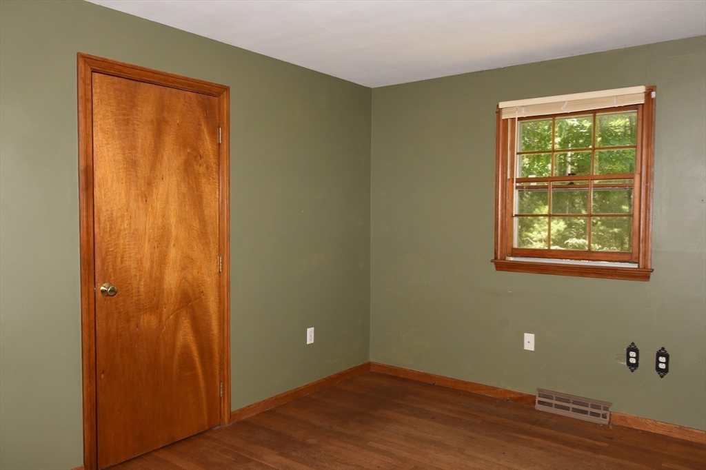 58 Carriage Road Hanson, MA 02341 - Photo 25 of 35