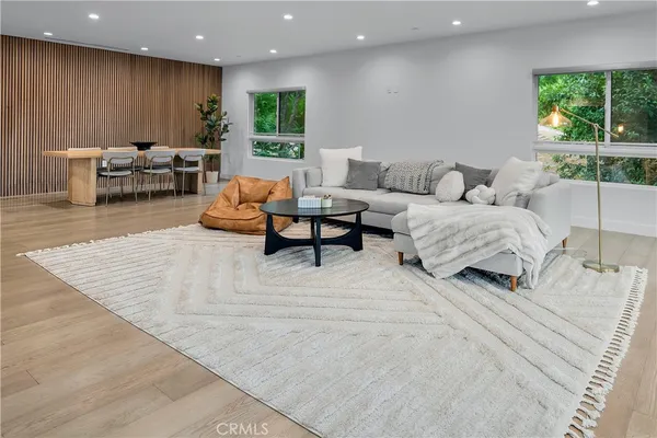 $1,375,000 | 14157 Tiara Street, Unit 101, Sherman Oaks, CA 91401