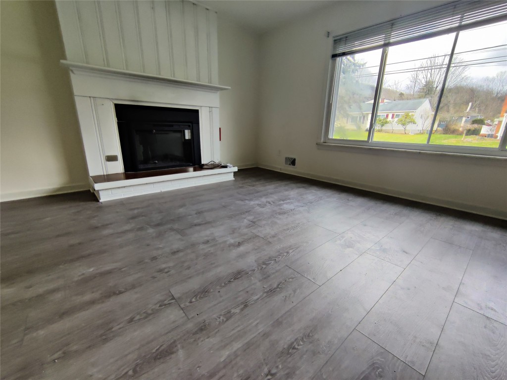 809 Murray Hill Road Vestal, NY 13850 - Photo 2 of 20