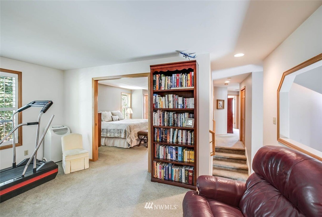 13836 Southeast 158th Street Renton, WA 98058 - Photo 13 of 25 Gallery Image 13